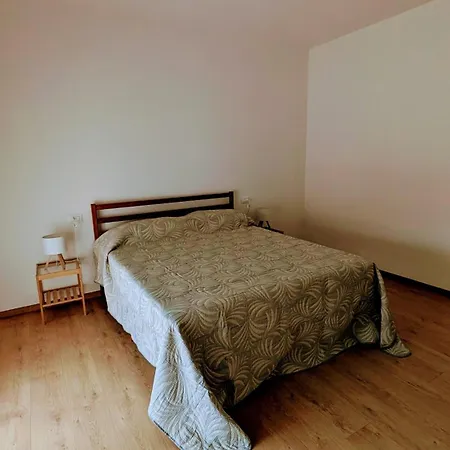 Apartment With Great Views On Garda