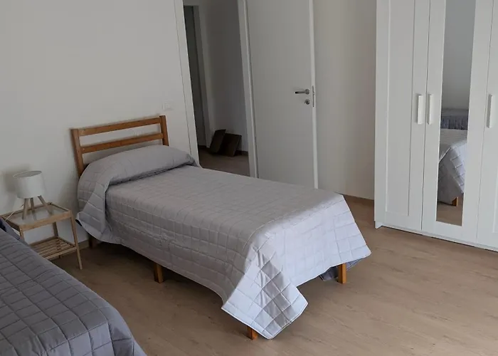 With Great Views On Garda Apartment *