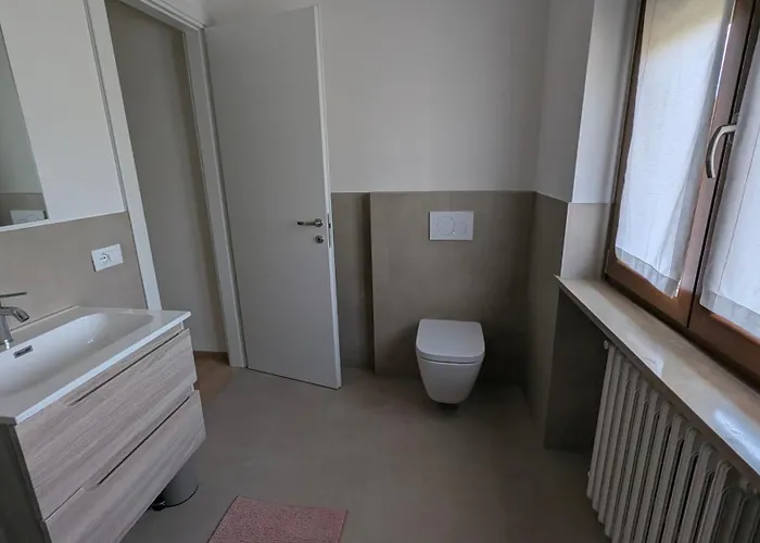 Apartment With Great Views On Garda Torri Del Benaco