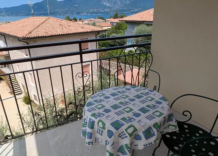 With Great Views On Garda Torri Del Benaco