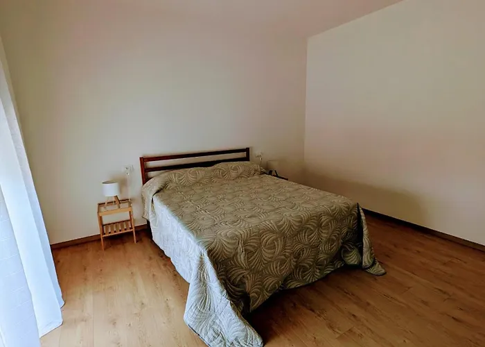 Apartment With Great Views On Garda