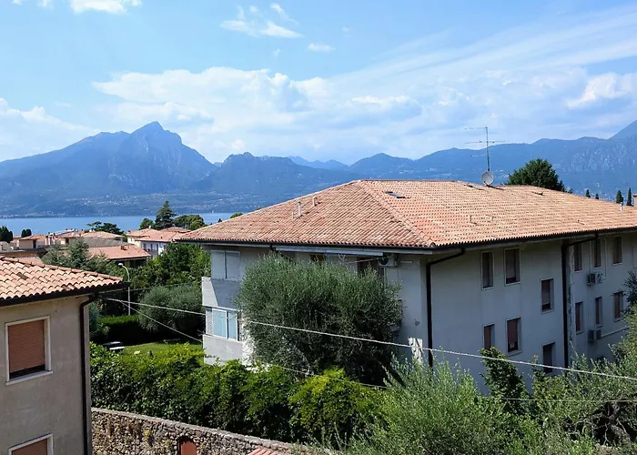 With Great Views On Garda Apartment